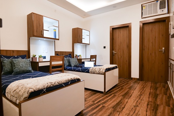 Best Pg near Amity University Noida