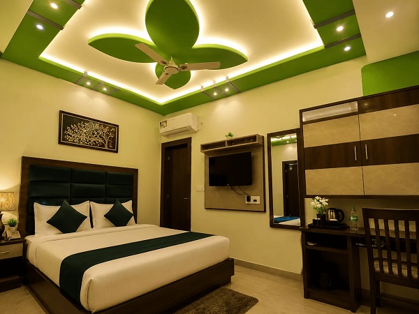 Hotels in Mathura Budget