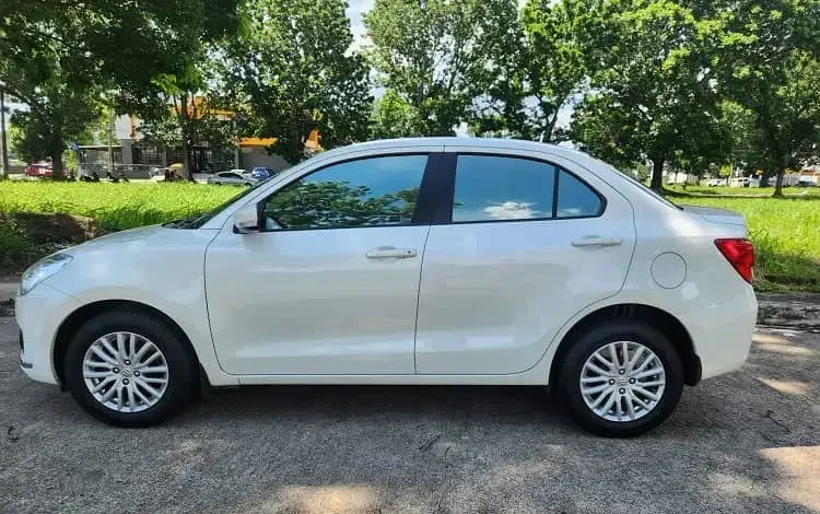 Taxi Service from Bhopal to Indore