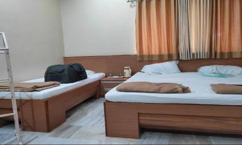 Gajanan Maharaj Bhakt Niwas Online Booking